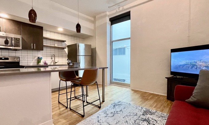 Downtown Omaha Apartment | A historic 700 square foot Atrium loft in the heart of the Old Market