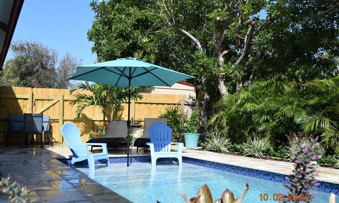 Tropic Isle Villa | A+Htd Pool-5blks-Beach-2 LUX MasterSuites Pet Friendly