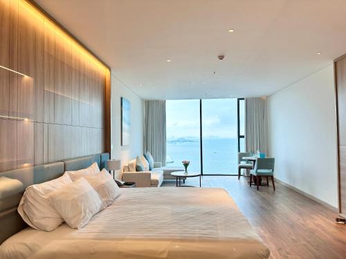 Ha Long Apartment | A La Carte Ha Long Bay - Sea View Apartment