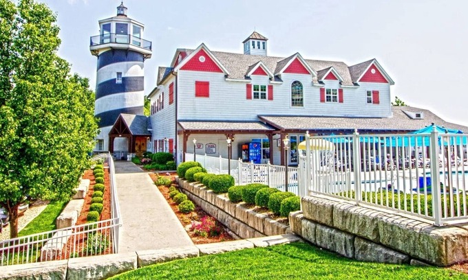 Branson Resort | A Lakeside Retreat with Storybook Charm and Family Fun- 2 Bedroom Cottage