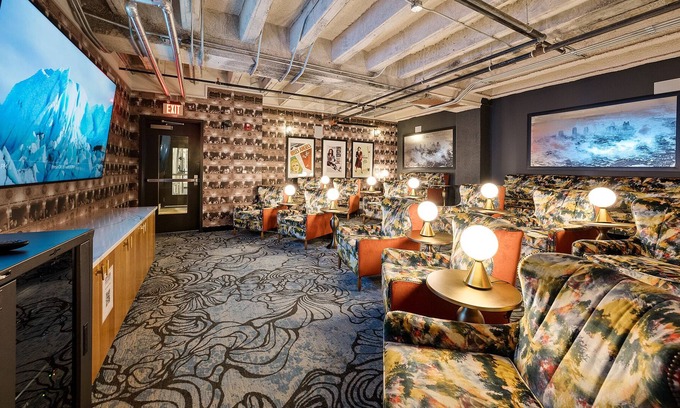 Crossroads Arts District Condo | A Lavish Retreat, Perfect for Sports Enthusiasts Visiting Arrowhead Stadium 339