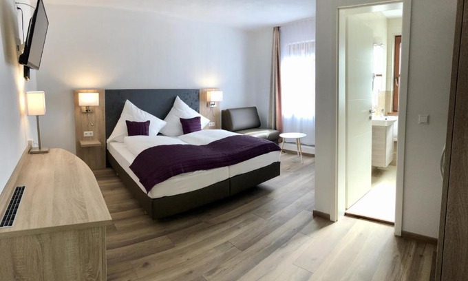 Boeblingen Bed & Breakfast | A Lotus Hotel