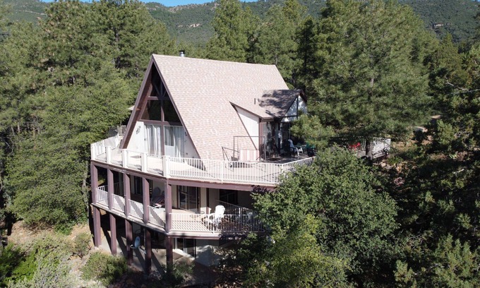 Pine Ski Chalet | A Lovely Mountain Chalet