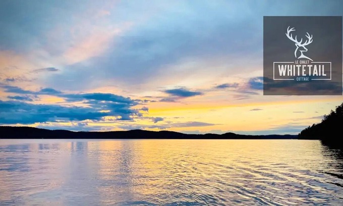 Cheneville Ski Chalet | A luxurious Cabin with a spa with a private lake