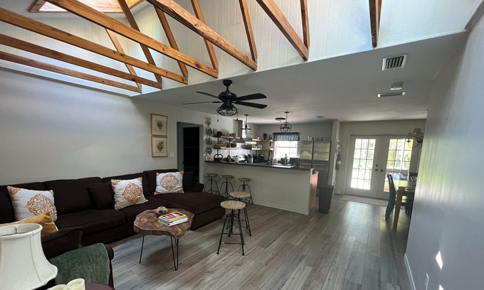 East Palatka House | A Luxurious Farm Experience 63 Acres