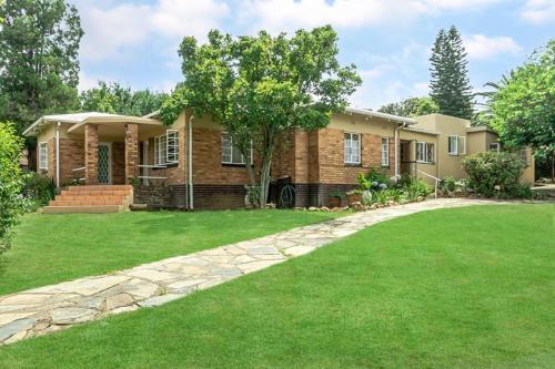 Greater Johannesburg Metropolitan Area Apartment | A Luxurious Randburg Apartment!
