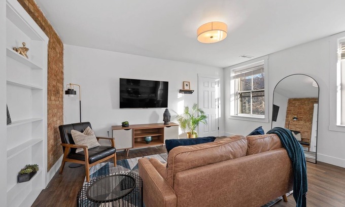 Covington House | A Mid-Century Haven in the Heart of Mainstrasse Village