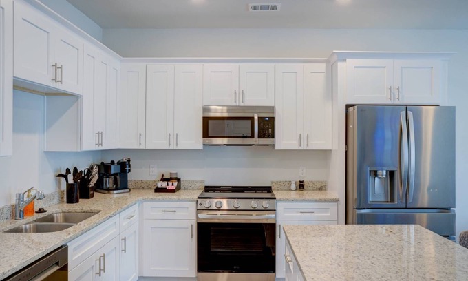 Pooler House | A Modern Oasis Near Savannah