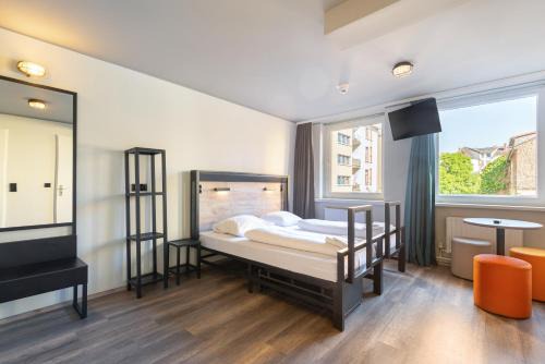 Gallus Hotel | a&o Frankfurt Galluswarte