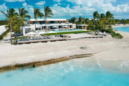 Long Bay Hills Villa | A paradise of villa that provides an ultimate luxury vacation experiences