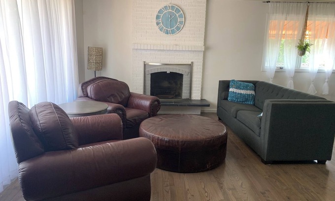 South Lethbridge House | A Peaceful Retreat close to a lake, walking paths, golf, shopping and hospital.