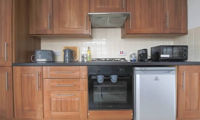 Canton House | A Perfect 3BD Home away from Home Canton Cardiff