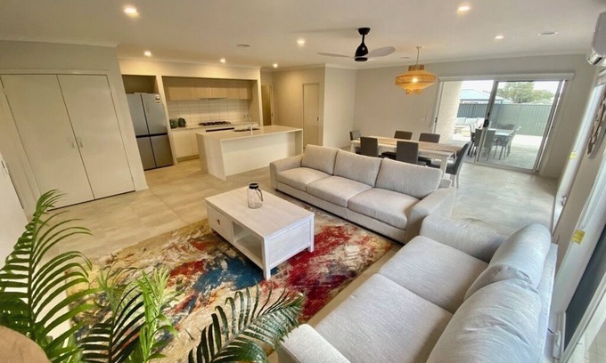 St Leonards House | A perfect gateway for famalies from the city life.