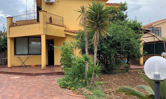 Carini Ski Chalet | A pochi minuti dalle località marine più belle della Sicilia