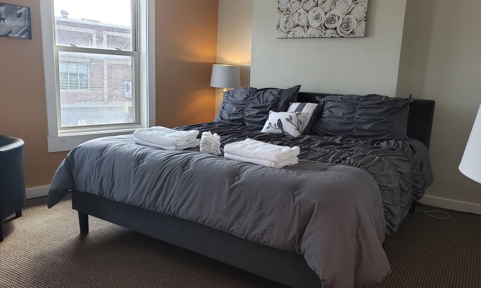 Dayton Apartment | A Point Of Adventure