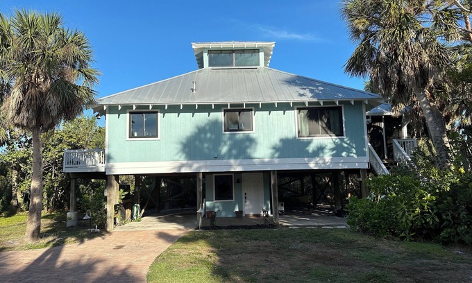 Sanctuary House | A quiet house with ton of privacy and close to beaches on Sanibel