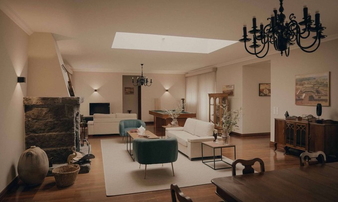 Vila Franca do Campo Ski Chalet | A recently renovated holiday home, Chalet De La Croix features a garden.
