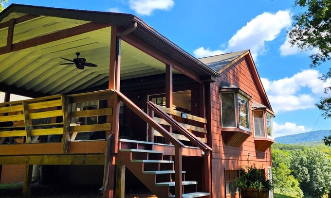 Bentonville House | A River Landing | 3 Bed, 2.5 Bath