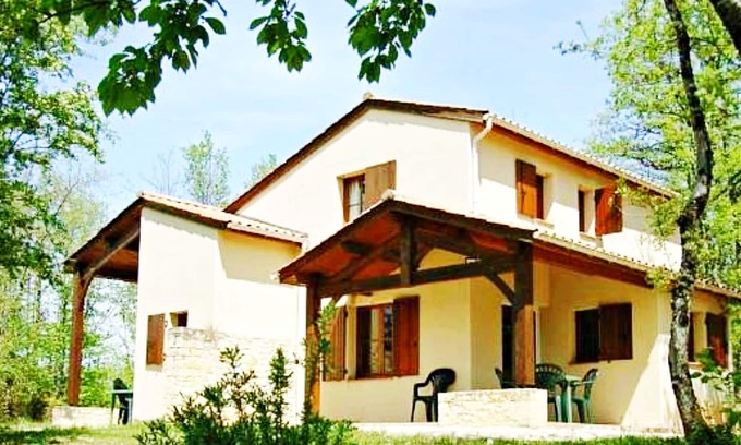 Gavaudun House | A Serene Holiday Resort in Gavaudun