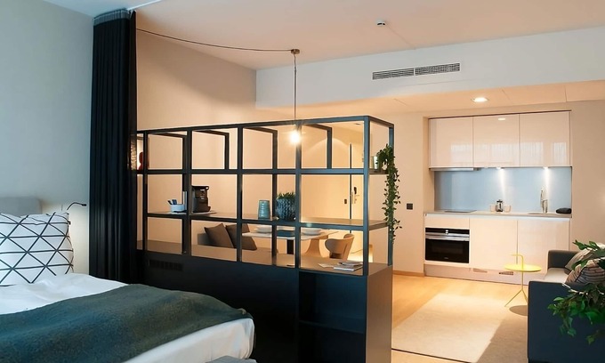 Jewish Quarter Apartment | A Short Drive Away from Maagdenhuismuseum, Antwerp! Family-friendly Property!