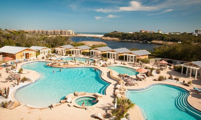 Lakeside at Blue Mountain Beach Condo | A Snowbird's Lake and Gulf Dream on 30A