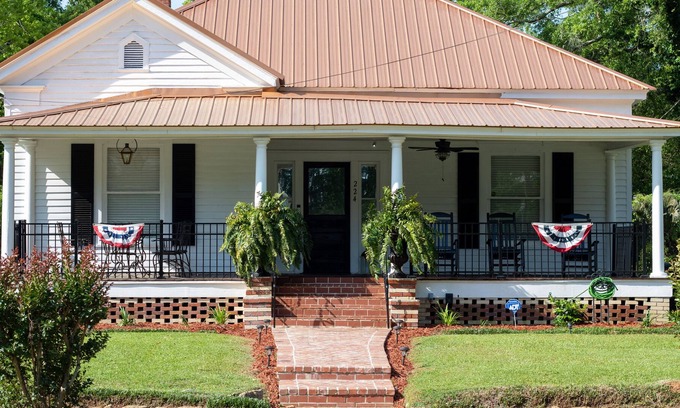 Thomasville Other | A Southern Charm Farmhouse