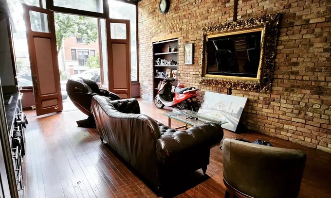 Pulaski Park Other | A storefront converted into a lofty apartment near downtown chicago