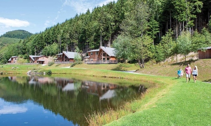 Llangollen Ski Chalet | A superbly appointed impressive two storey luxury lodge.