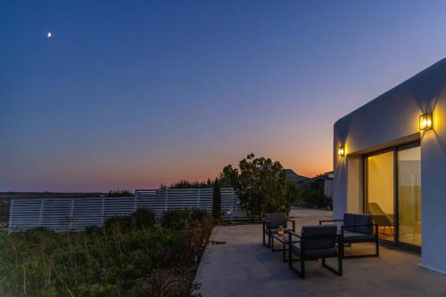 Tinos Villa | A The Country House
