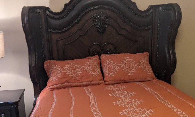 Fayetteville House | A Touch of Elegance