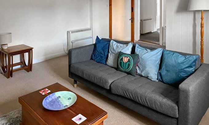 Glenmorangie Cottage | A two-bedroom property located in the heart of Tain, Ross-shire.