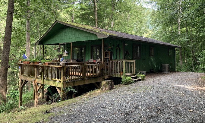 Barnardsville House | A Waldhaus Retreat