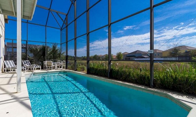 Four Corners Villa | A wonderful 4 bedroom villa with it own pool in Glenbrook Resort