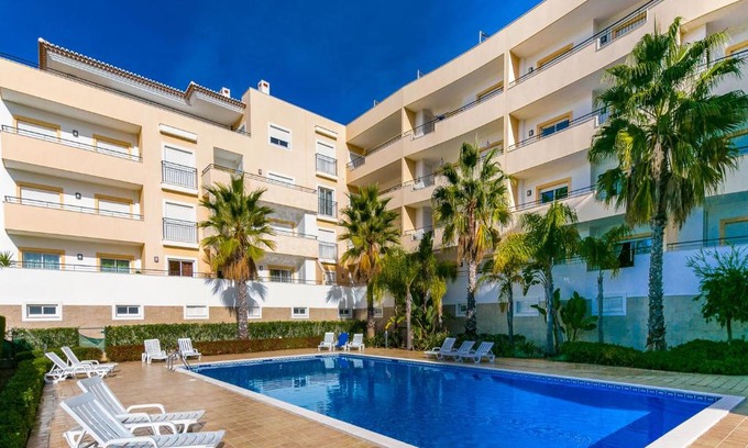 Funchal Apartment | A05 - Luxury 1 Bed Fully Equipped with Pool