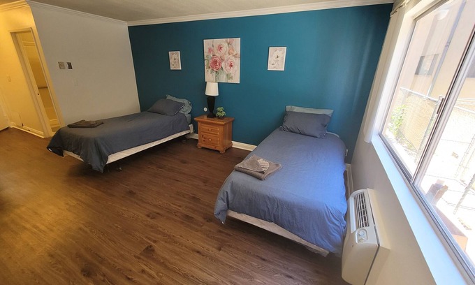 Pico - Robertson Hotel | (A09) Spacious Double Bed Suite