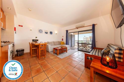 Telheiro Apartment | A11 - MarinaPark Hill Beach Apartment