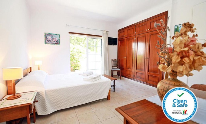 Ameijeira House | A66 - Pedra Alcada Stays Bedroom
