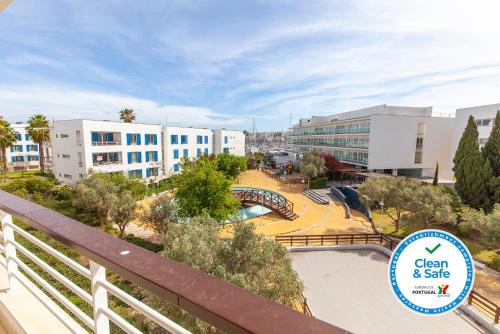 Telheiro Apartment | A69 - Felicidade Marina Apartment