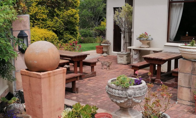 Swellendam Bed & Breakfast | Aanhuizen