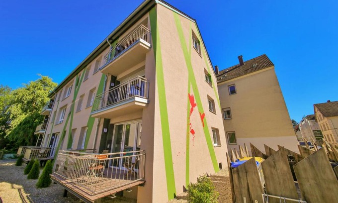 Bielefeld Apartment | aappartel Gästehaus - Parkplatz - Zentral - 24h Check In