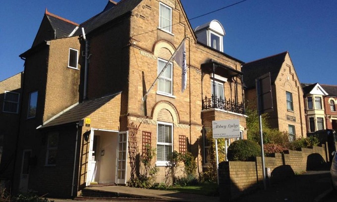 High Wycombe Hotel | Abbey Lodge Hotel