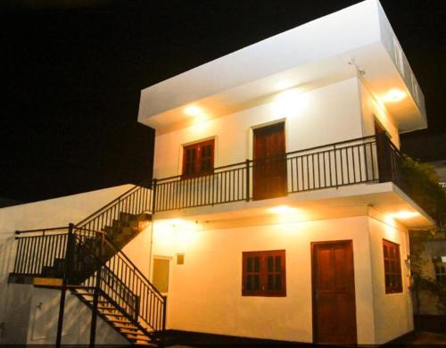 Dalupotha House | Abbi Holidays - Private Apartment Negombo
