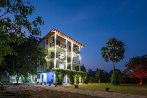 Anuradhapura Hotel | Abhayawewa Resort