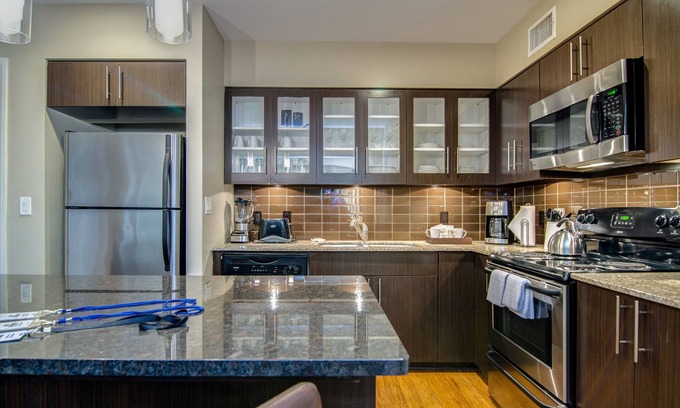 Downtown Memphis Apartment | Abode Memphis - Downtown Madison Ave