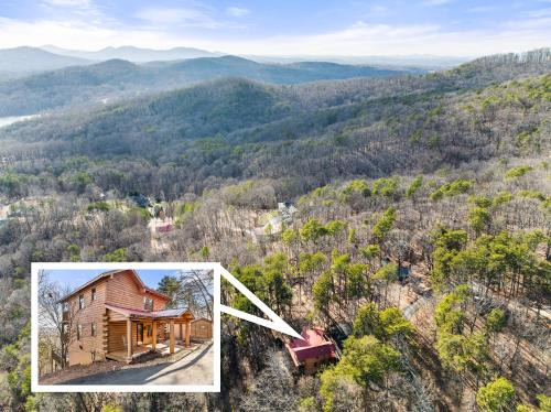 Cleveland House | Above and Beyond, Cabin with Massive Views Near Helen