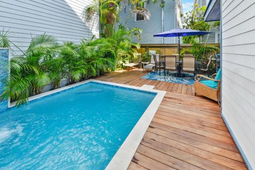 Old Town House | Absolutely Paradise