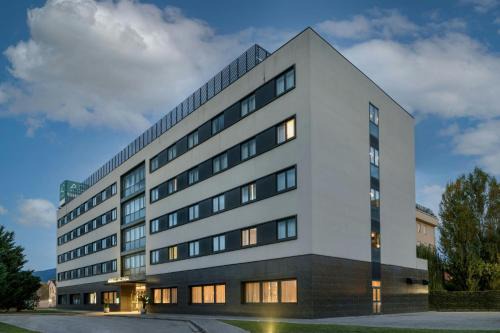 Pisa Hotel | AC Hotel by Marriott Pisa