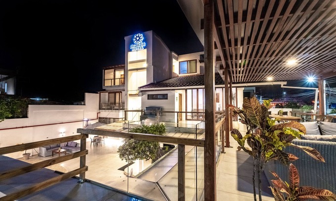 Bahia de la Academia Hotel | Acacia Galapagos Boutique Hotel