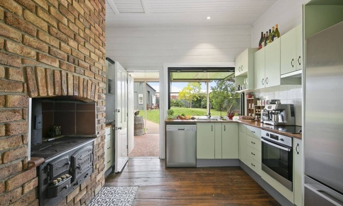 Branxton House | Acacia House - Branxton Hunter Valley