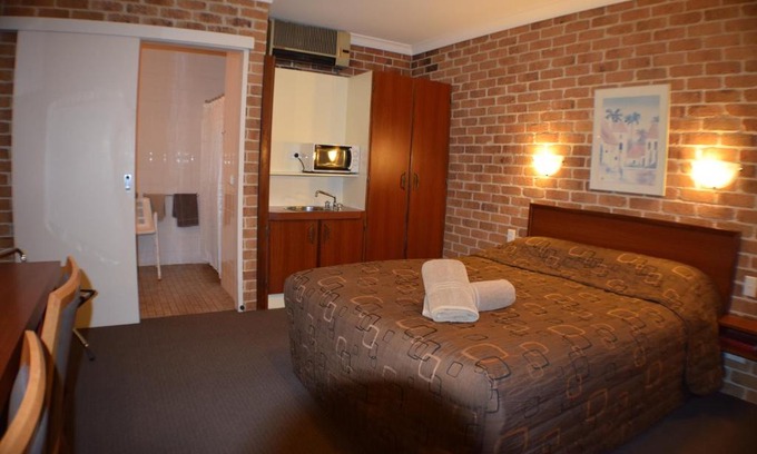 Armidale Hotel | Acacia Motor Inn